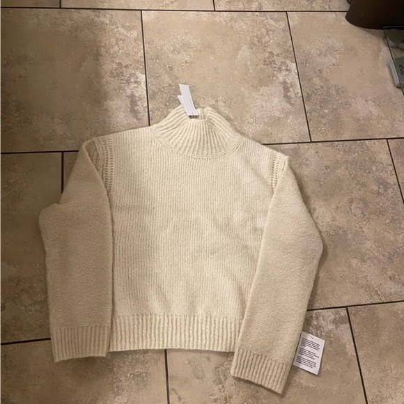 Topshop cresm color mock turtleneck sweater 0-2 size - Picture 1 of 2